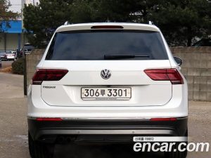 Volkswagen Tiguan 2.0 TDI Prestige 2020 года из Южной Кореи