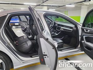 Audi A6 45 TDI 4WD Premium 2020 года из Южной Кореи