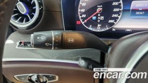 Mercedes-Benz CLS-Class CLS300d AMG Line 2020 года из Южной Кореи