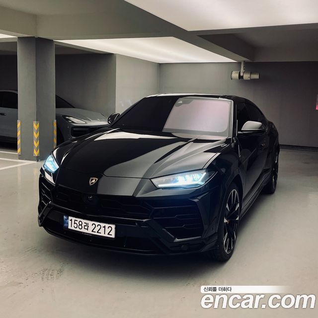 Lamborghini Urus 4.0 V8 2021 года из Кореи