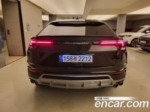 Lamborghini Urus 4.0 V8 2021 года из Южной Кореи