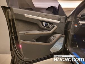 Lamborghini Urus 4.0 V8 2021 года из Южной Кореи