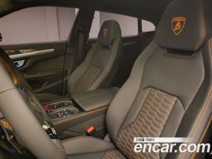 Lamborghini Urus 4.0 V8 2021 года из Южной Кореи