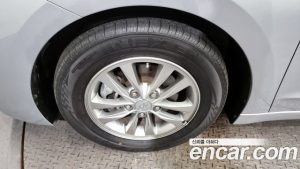 Hyundai AVANTE 1.6 2020 года из Южной Кореи
