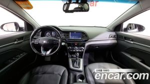 Hyundai AVANTE 1.6 2020 года из Южной Кореи