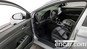 Hyundai AVANTE 1.6 2020 года из Южной Кореи