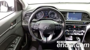 Hyundai AVANTE 1.6 2020 года из Южной Кореи