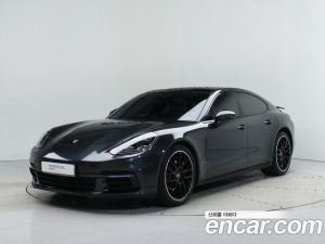 Porsche Panamera 3.0 AWD 2020 года из Южной Кореи