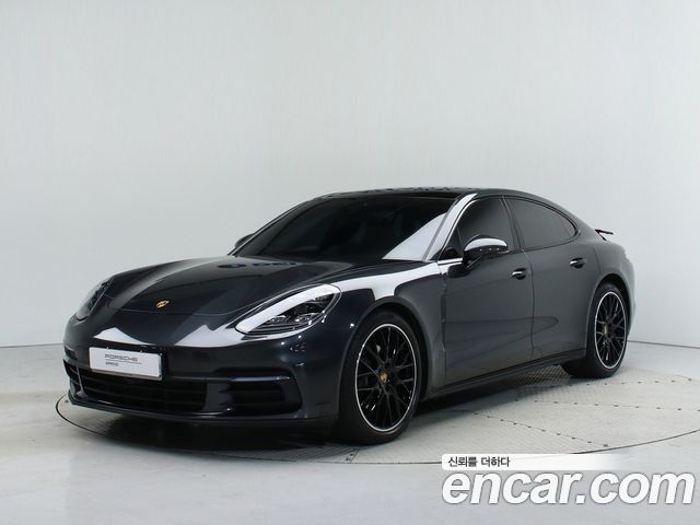 Porsche Panamera 3.0 AWD 2020 года из Кореи