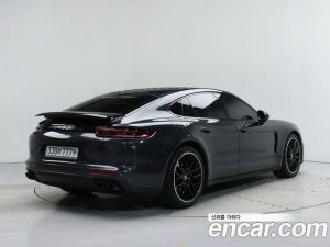 Porsche Panamera 3.0 AWD 2020 года из Южной Кореи