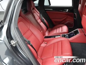 Porsche Panamera 3.0 AWD 2020 года из Южной Кореи