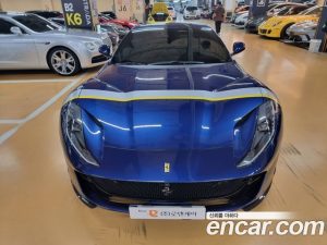 Ferrari 812 6.5 V12 2020 года из Южной Кореи