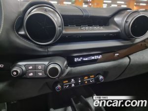 Ferrari 812 6.5 V12 2020 года из Южной Кореи