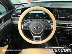 Kia K5 2.0 2020 года из Южной Кореи