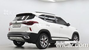 Kia Seltos Бензин 1.6 Turbo 4WD 2020 года из Южной Кореи