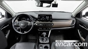 Kia Seltos Бензин 1.6 Turbo 4WD 2020 года из Южной Кореи