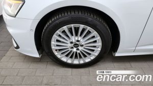 Audi A6 45 TFSI Premium 2021 года из Южной Кореи