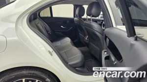 Mercedes-Benz C-Class C200 2020 года из Южной Кореи