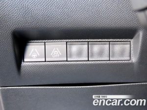 Peugeot 2008 EV GT Line 2021 года из Южной Кореи