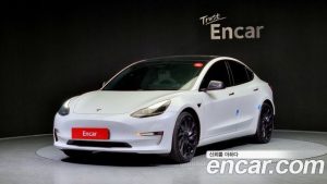 Tesla Model 3 Performance 2021 года из Южной Кореи