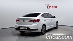 Hyundai AVANTE 1.6 2020 года из Южной Кореи