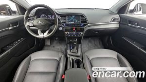 Hyundai AVANTE 1.6 2020 года из Южной Кореи