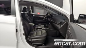 Hyundai AVANTE 1.6 2020 года из Южной Кореи