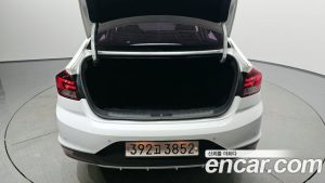 Hyundai AVANTE 1.6 2020 года из Южной Кореи