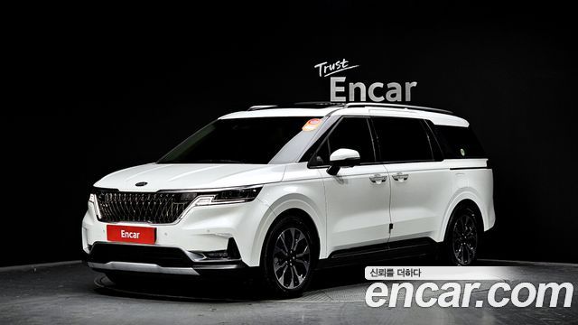Kia Carnival Бензин 9-Seater Noblesse 2021 года из Кореи