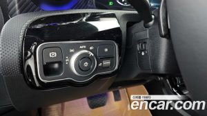 Mercedes-Benz A-Class A220 SEDAN 2024 года из Южной Кореи
