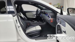 Mercedes-Benz CLA-Class CLA250 4MATIC 2021 года из Южной Кореи