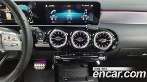 Mercedes-Benz CLA-Class CLA250 4MATIC 2021 года из Южной Кореи