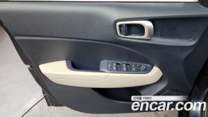 Hyundai Venue 1.6 Flux 2020 года из Южной Кореи