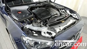Mercedes-Benz E-Class E350 4MATIC AMG Line Edition 2021 года из Южной Кореи