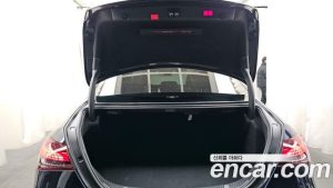 Mercedes-Benz E-Class E350 4MATIC AMG Line Edition 2021 года из Южной Кореи