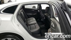 ChevroletGMDaewoo Malibu 2.0 Turbo Premium 2020 года из Южной Кореи