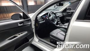 Kia K5 2.0 2020 года из Южной Кореи