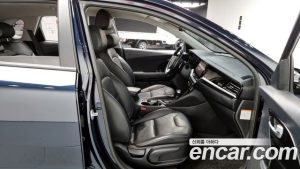Kia Niro 1.6 HEV 2020 года из Южной Кореи