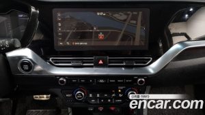 Kia Niro 1.6 HEV 2020 года из Южной Кореи