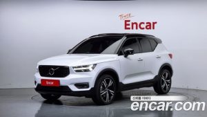 Volvo XC40 T4 R-디자인 2020 года из Южной Кореи