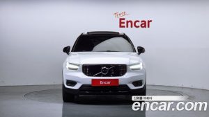 Volvo XC40 T4 R-디자인 2020 года из Южной Кореи