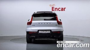 Volvo XC40 T4 R-디자인 2020 года из Южной Кореи