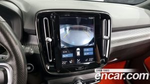 Volvo XC40 T4 R-디자인 2020 года из Южной Кореи