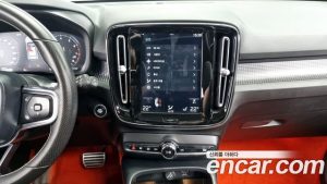 Volvo XC40 T4 R-디자인 2020 года из Южной Кореи