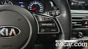 Kia Seltos Бензин 1.6 Turbo 2WD 2020 года из Южной Кореи
