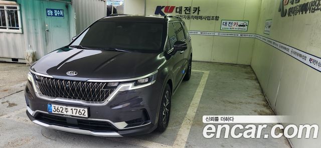 Kia Carnival 9-Seater Noblesse 2021 года из Кореи