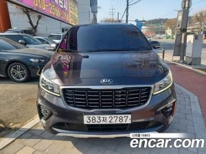 Kia Carnival 9-Seater Prestige 2019 года из Южной Кореи