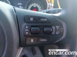Kia Carnival 9-Seater Prestige 2019 года из Южной Кореи