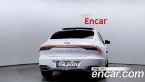 Hyundai Grandeur 2.5 2022 года из Южной Кореи
