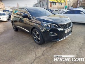 Peugeot 5008 1.5 BlueHDi GT Line 2020 года из Южной Кореи